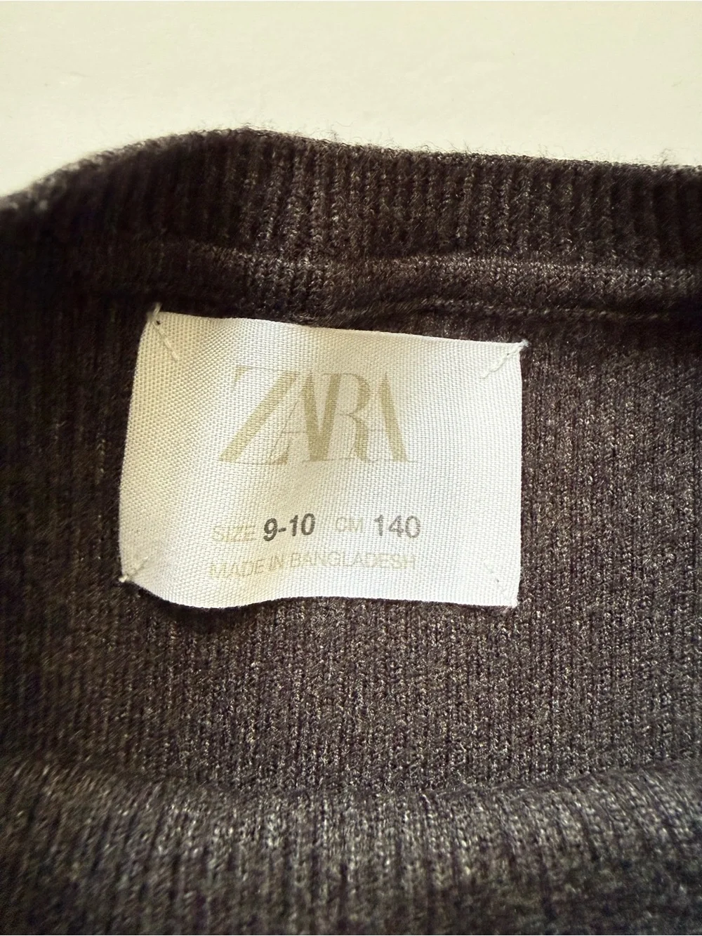 Zara Girls Ribbed Knit Crop Top Gray Size 9-10 140 Short Sleeve Stretch Tee
